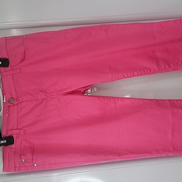 Celebridad Pink Fuchsia Rose Womens Capri Jeans. Size 15. Measures in Descriptio - Picture 11 of 12